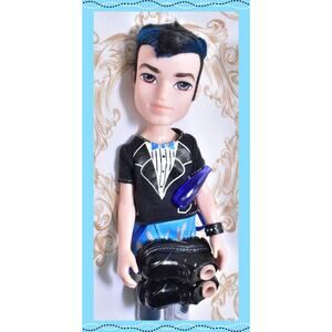 Vtg MGA Bratz World Boyz Punkz Eitan Doll Clothes Outfit Shoes Restyled Y2K Boy